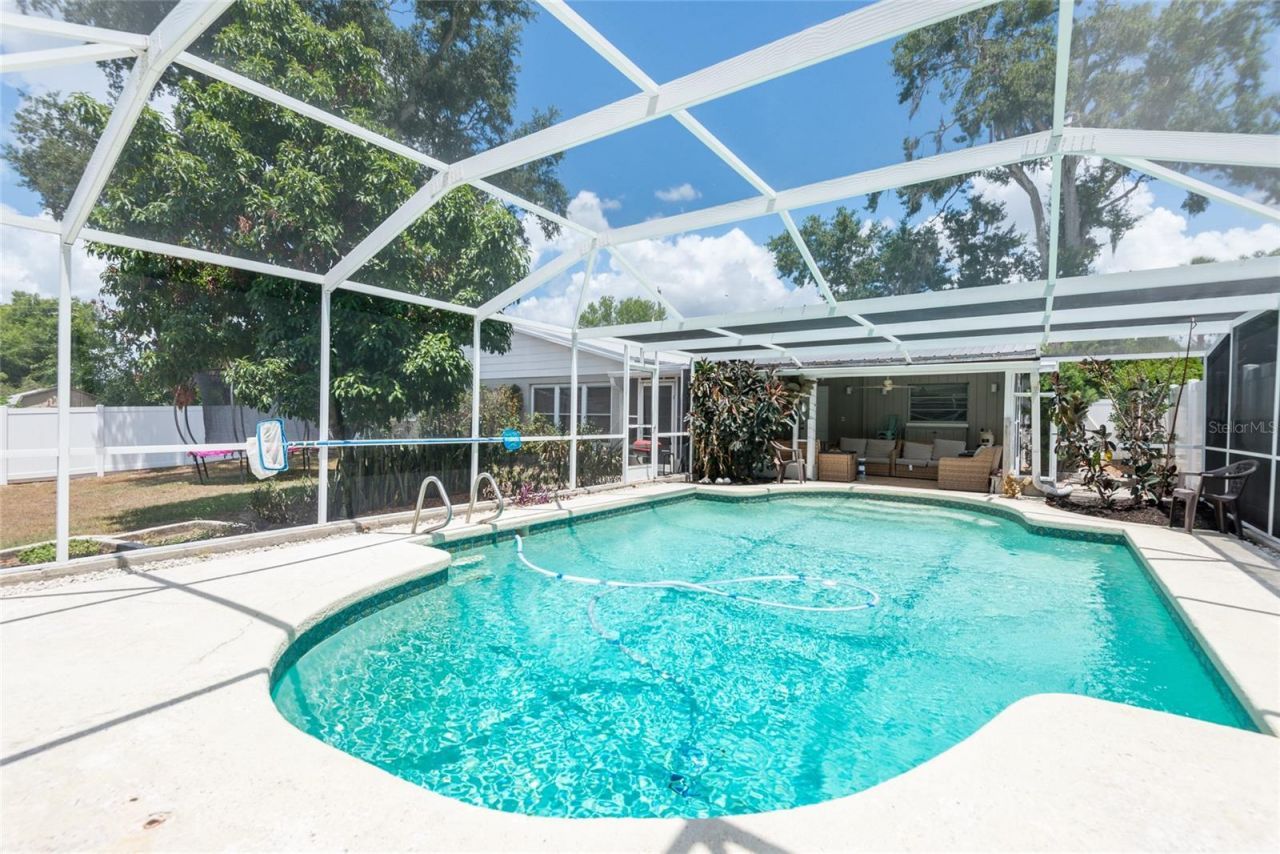 503 Hedge Row Road, Brandon, FL 33510 Photo