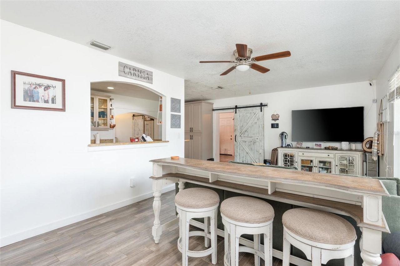 503 Hedge Row Road, Brandon, FL 33510 Photo