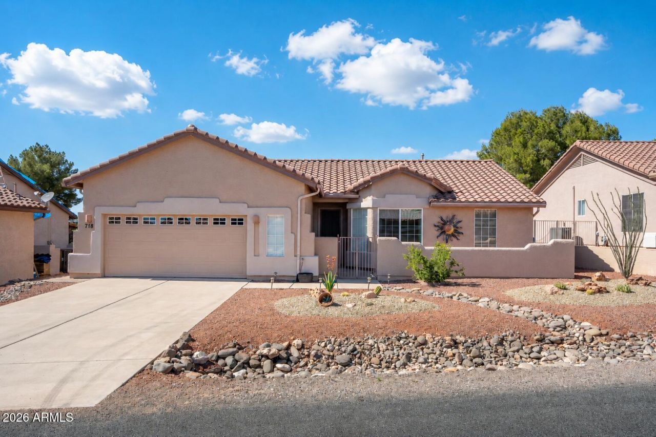 718 S Wandering River Road, Cornville, AZ 86325 Main Photo