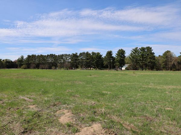 252x 183rd Ave NE , East Bethel, MN 55092