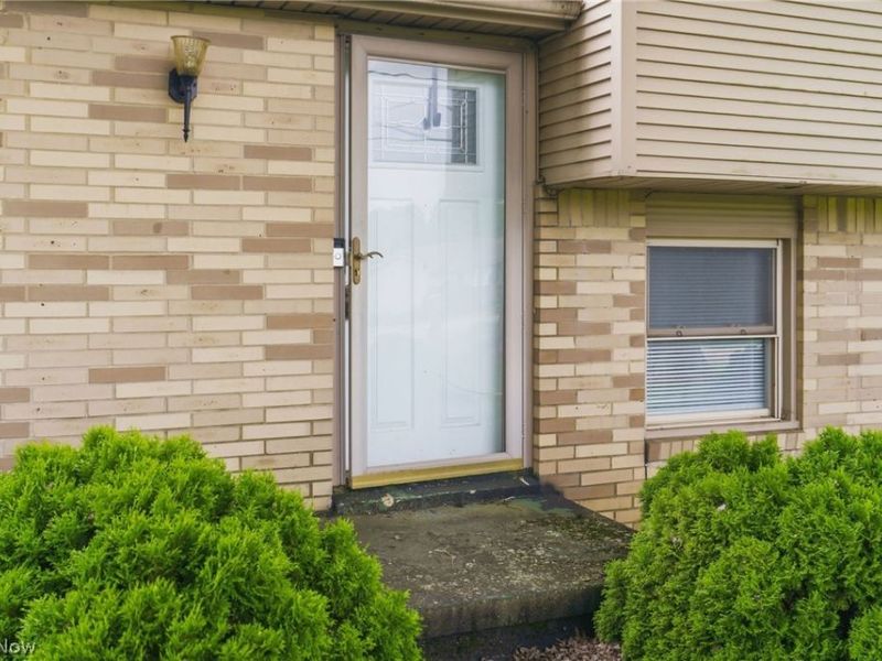 5980 Longview Street SW, Massillon, OH 44646 Photo 4