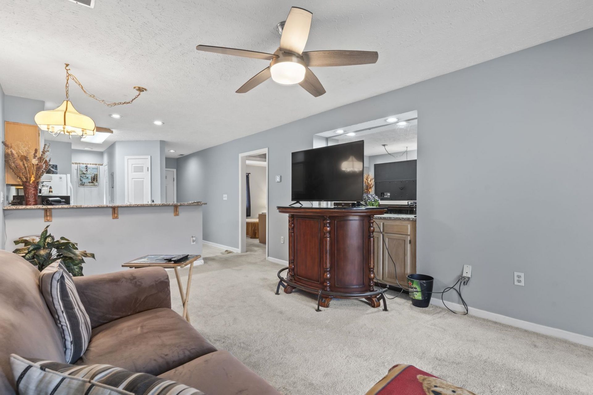 4101 Pinehurst Circle  Photo 12