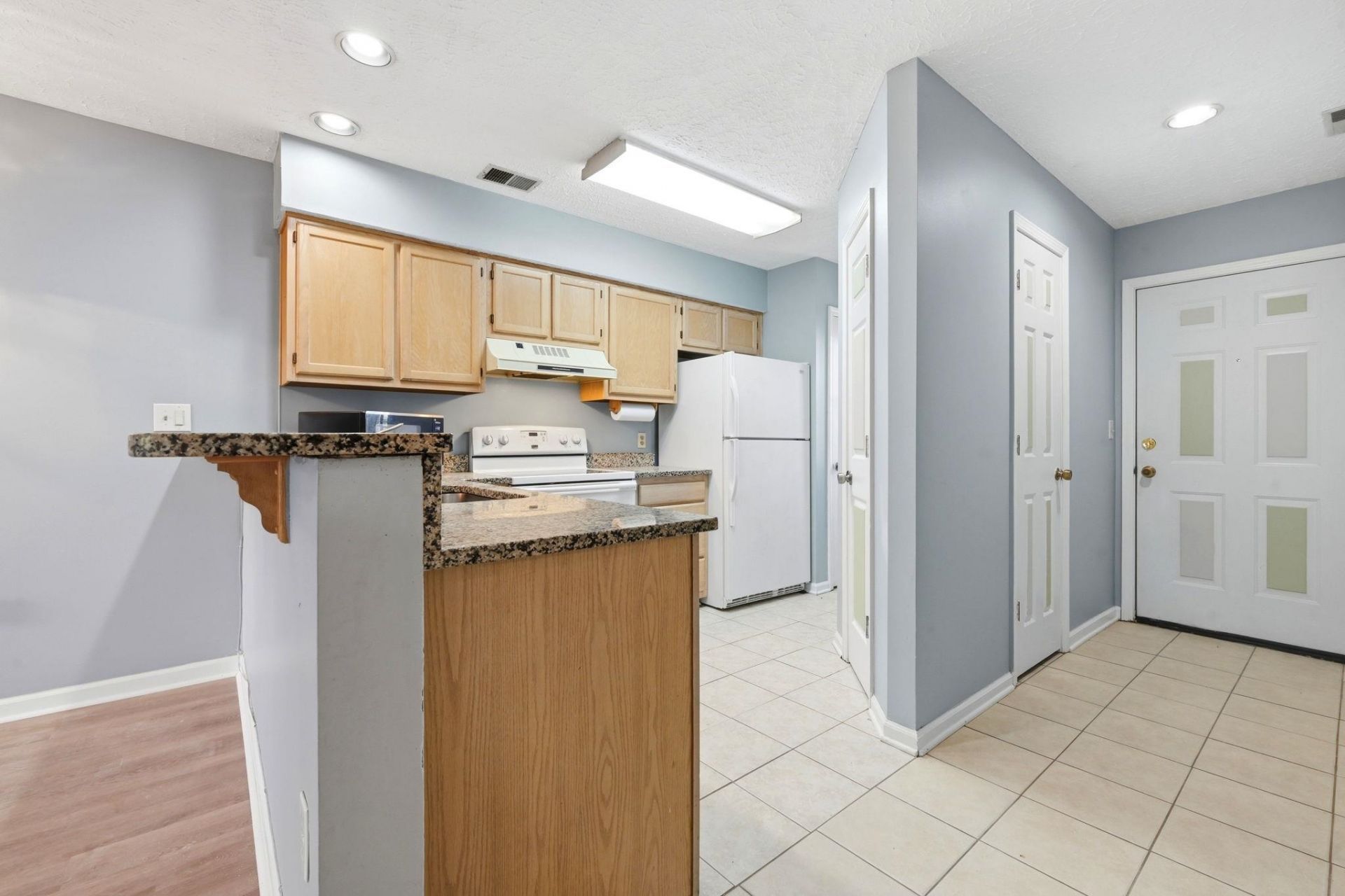 4101 Pinehurst Circle Photo 13