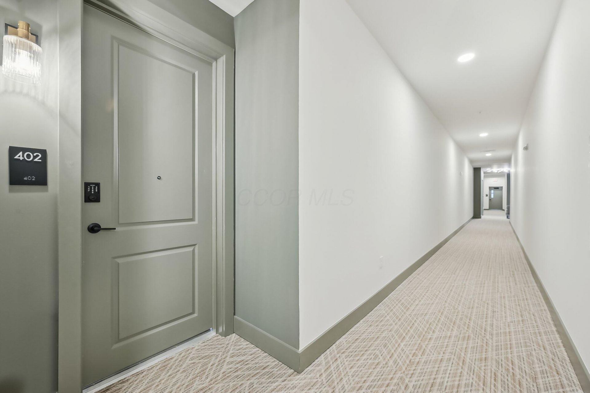 270 Dickenson Street, Unit 402, Columbus, OH 43215 Main Photo