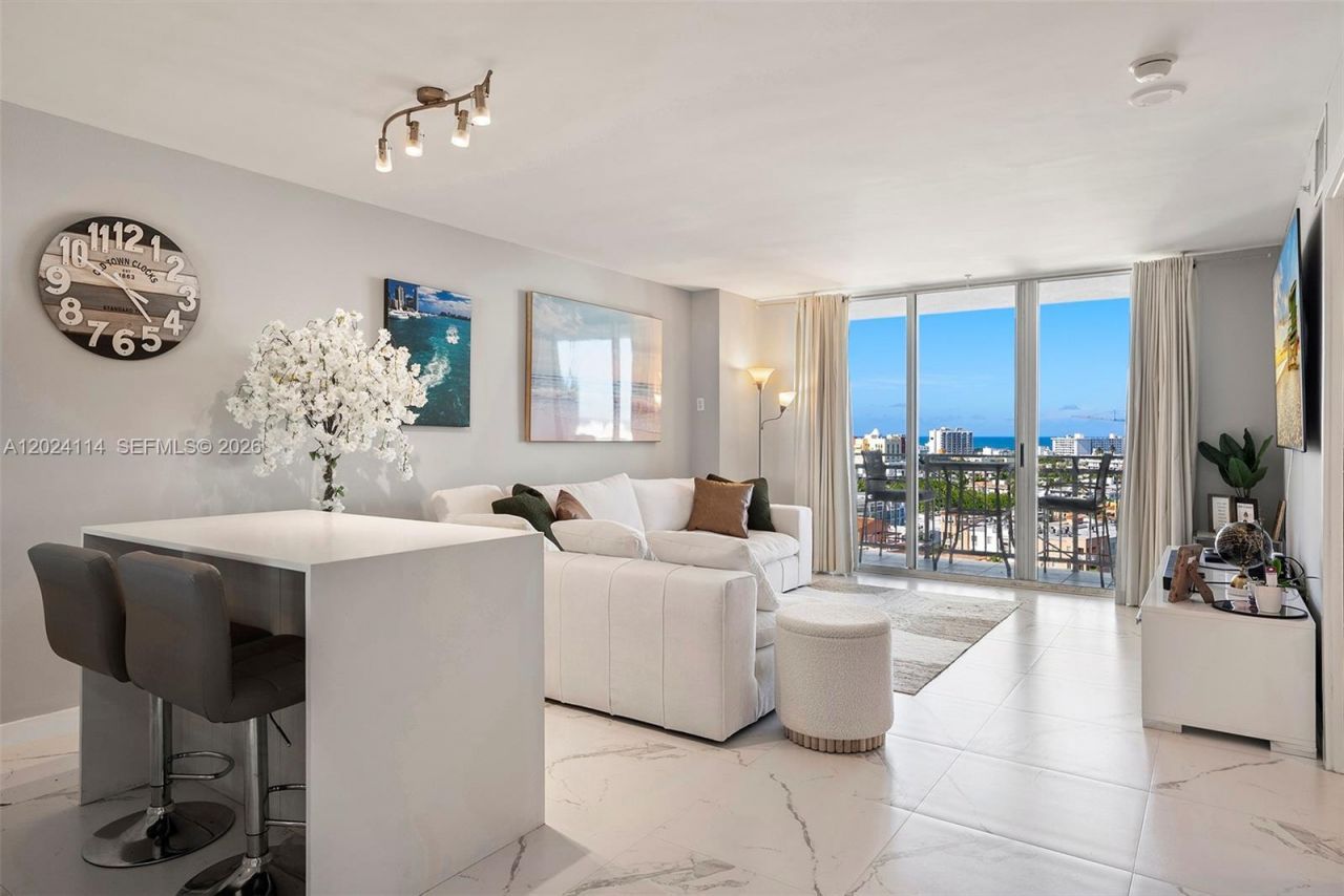90 Alton Rd , Unit 1405, Miami Beach, FL 33139 Photo