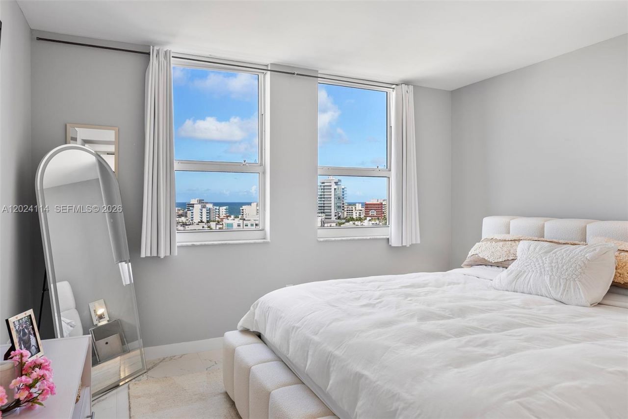 90 Alton Rd , Unit 1405, Miami Beach, FL 33139 Photo