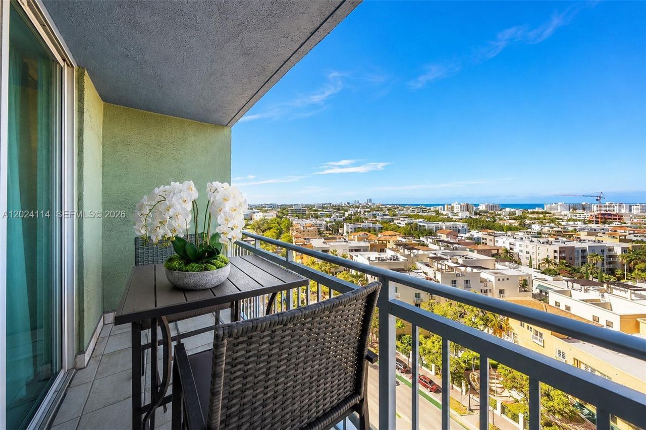 90 Alton Rd , Unit 1405, Miami Beach, FL 33139 Photo