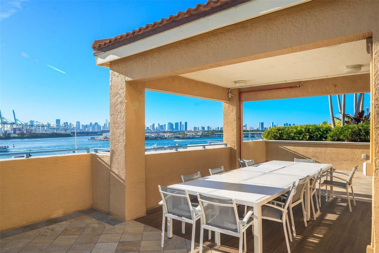 90 Alton Rd , Unit 1405, Miami Beach, FL 33139 Photo