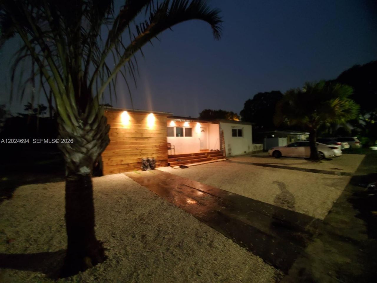 1081 NE 166th St , Unit 1081, North Miami Beach, FL 33162 Photo