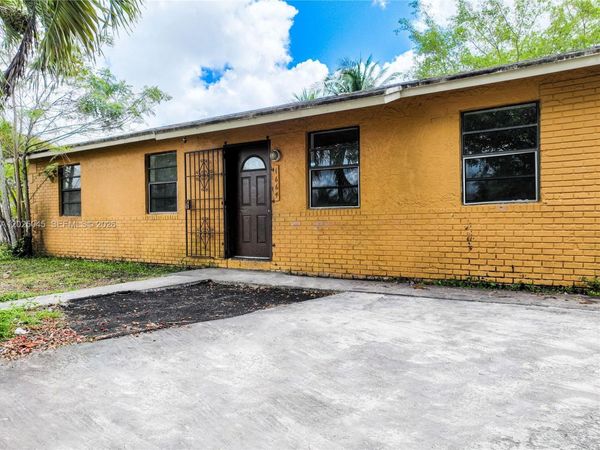 1664 SW 2nd Ct , Homestead, FL 33030