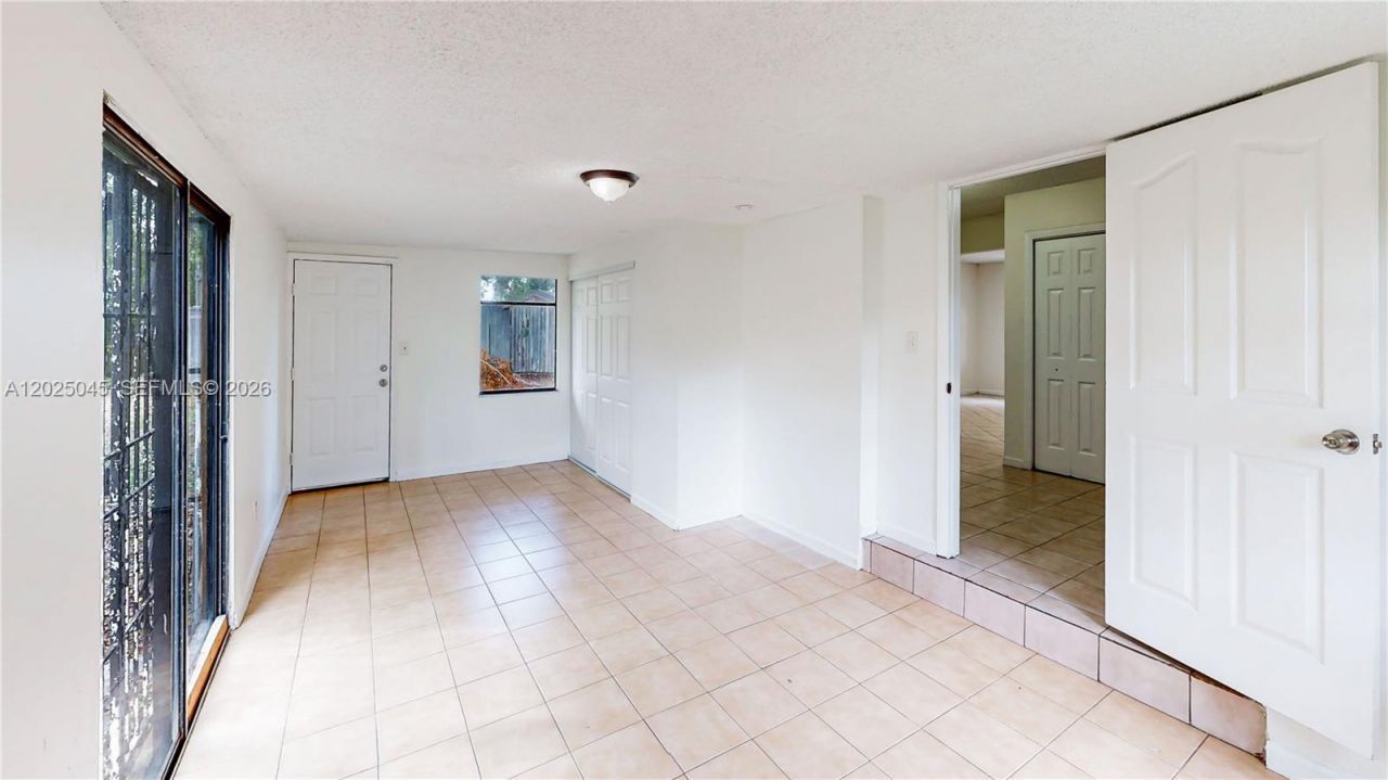 1664 SW 2nd Ct , Homestead, FL 33030 Photo