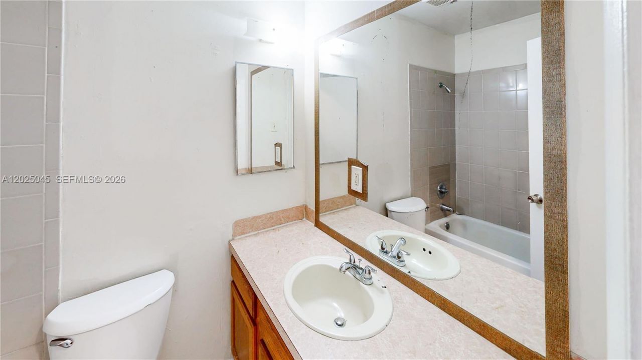 1664 SW 2nd Ct , Homestead, FL 33030 Photo