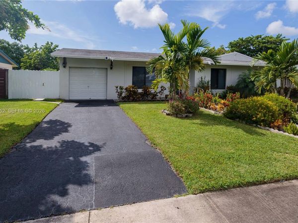 19311 Sterling Dr , Unit B, Cutler Bay, FL 33157
