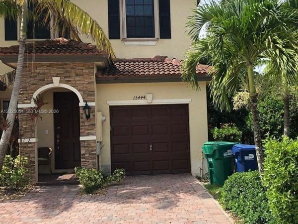 15444 SW 119th Ter , Miami, FL 33196