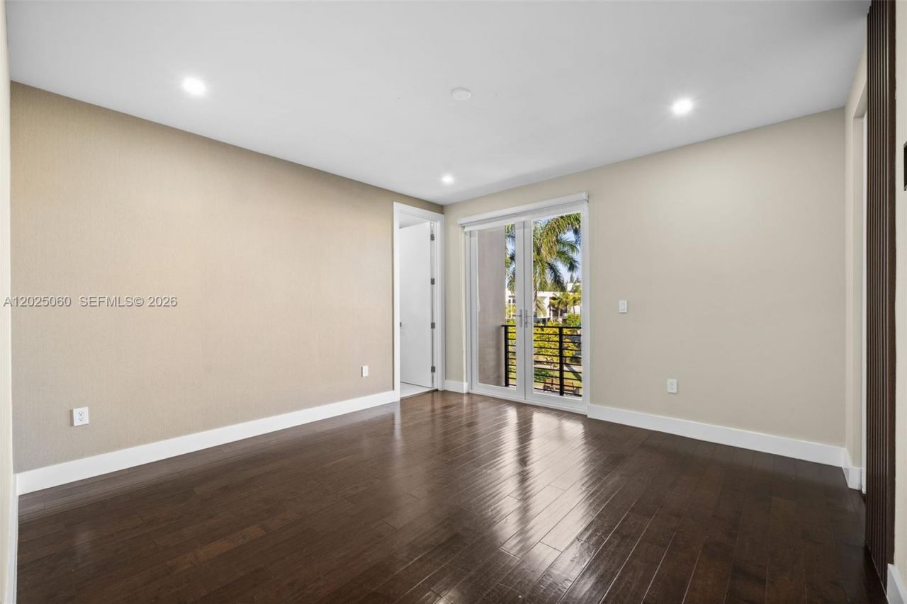 7534 NW 98th Ave , Doral, FL 33178 Photo
