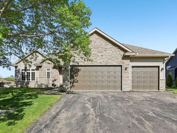 1514 Overlook Drive SE, Lonsdale, MN 55046