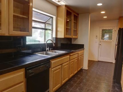 2124 Verano St, Sacramento, CA 95838 Photo