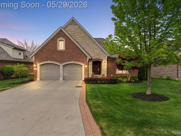 2570 Stoneykirk Court, Oakland Twp, MI 48306