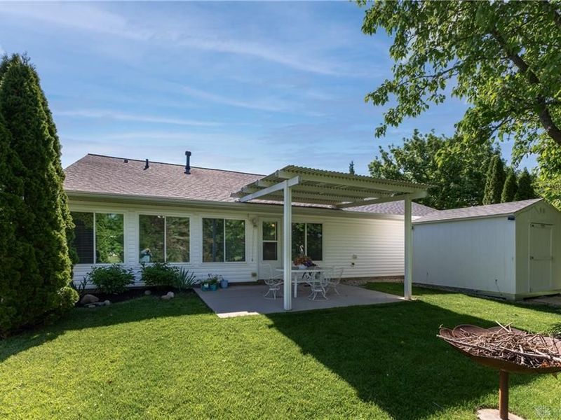 9827 Olde Park Drive, Bethel Township, OH 45371 Photo 4