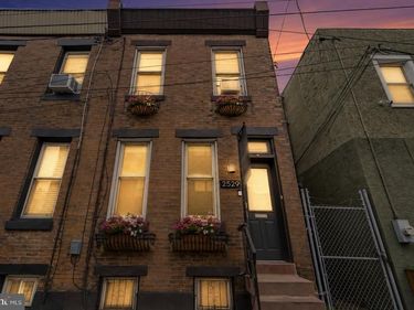 2529 E ALBERT STREET, PHILADELPHIA, PA 19125