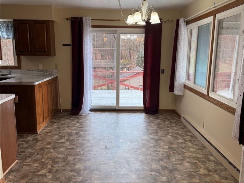 71 E Mohawk Drive , Malvern, OH 44644 Photo 5