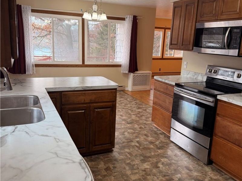 71 E Mohawk Drive , Malvern, OH 44644 Photo 8