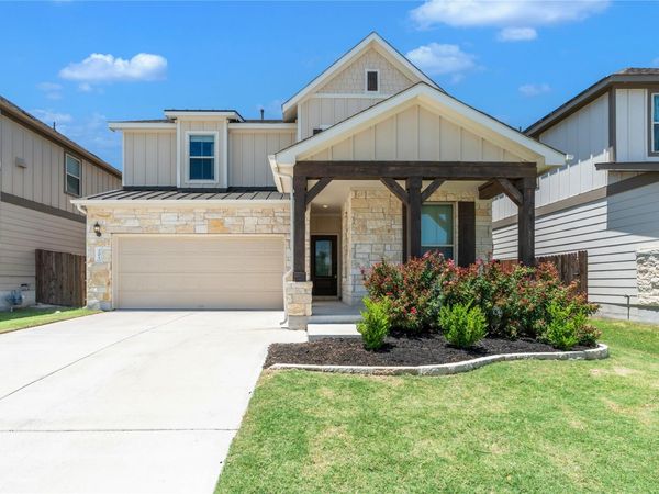 201 Bella Luna WAY, Liberty Hill, TX 78642