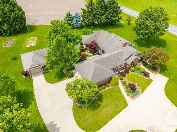 17515 Roth Road, Spencerville, IN 46788