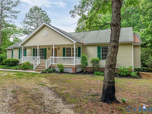 17200 Jolly Road , Disputanta, VA 23842