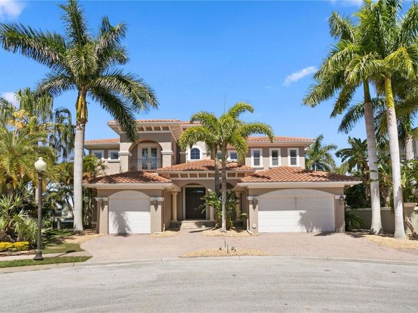 4130 CAUSEWAY VISTA DRIVE , TAMPA, FL 33615