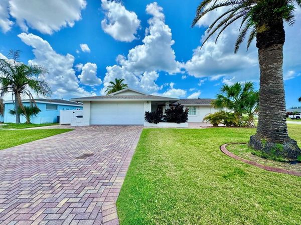5017 ANCHOR WAY , NEW PORT RICHEY, FL 34652