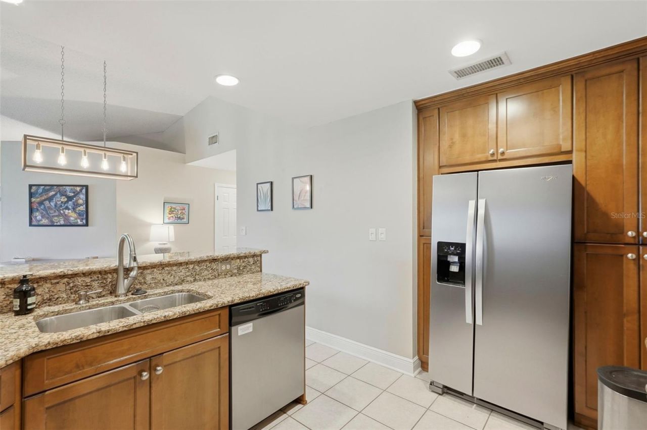 6020 Bahia Del Mar Circle, Unit 226, Saint Petersburg, FL 33715 Photo