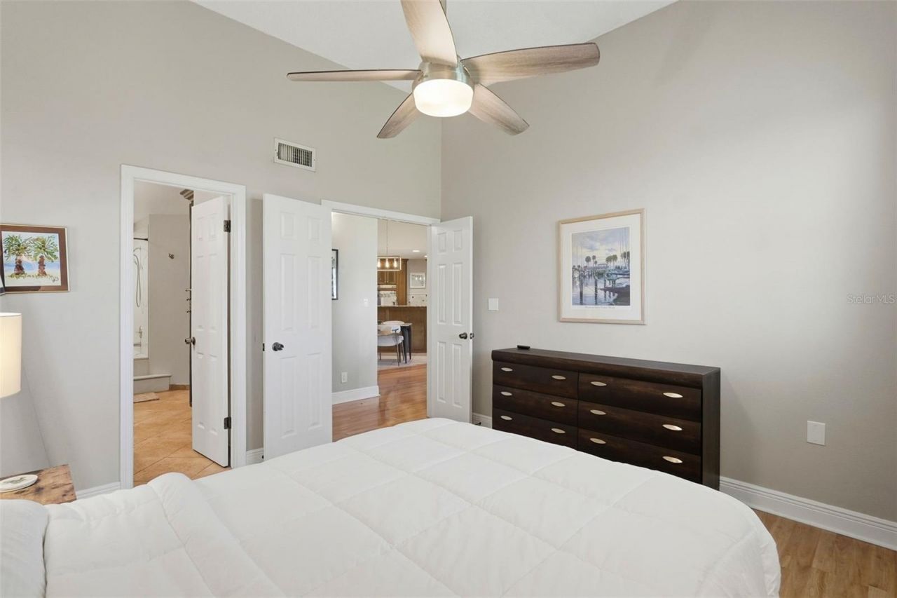 6020 Bahia Del Mar Circle, Unit 226, Saint Petersburg, FL 33715 Photo