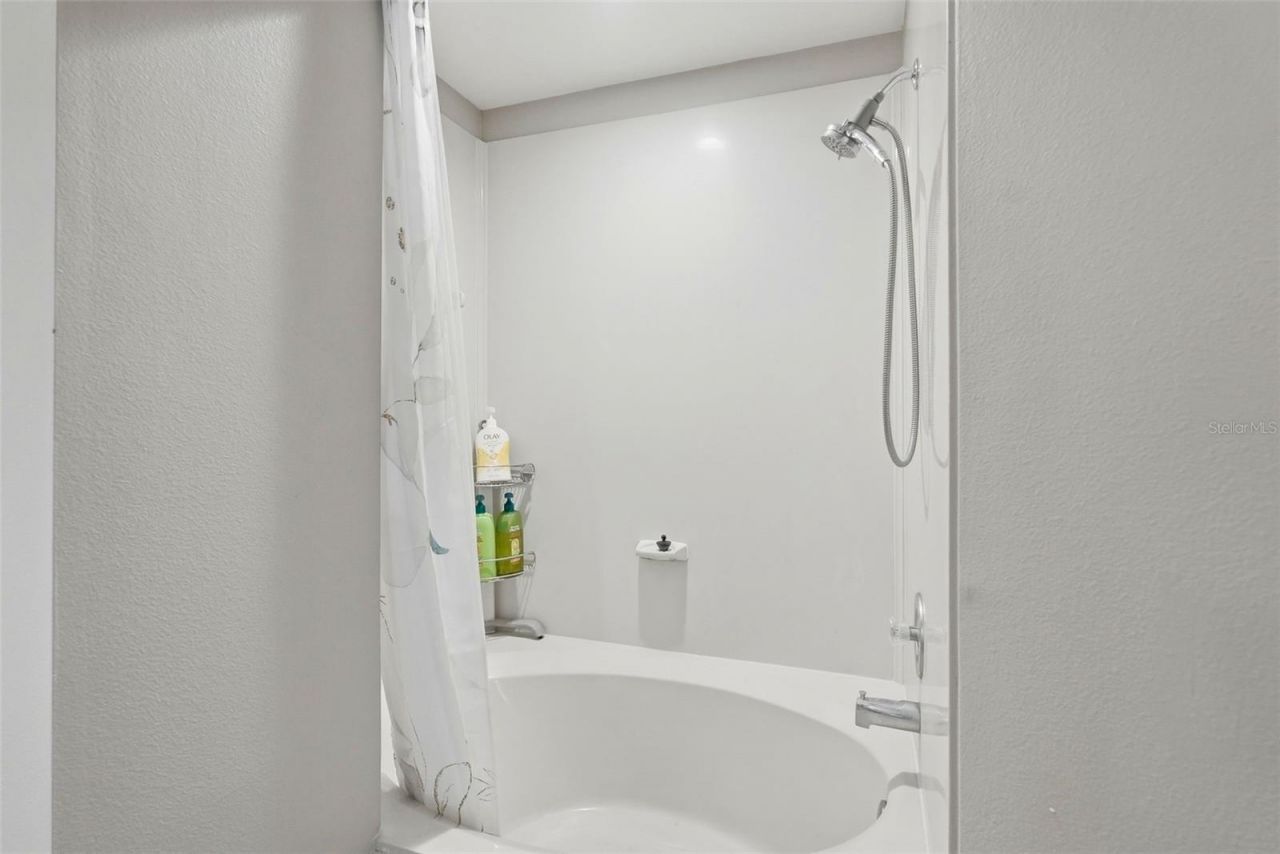 6020 Bahia Del Mar Circle, Unit 226, Saint Petersburg, FL 33715 Photo
