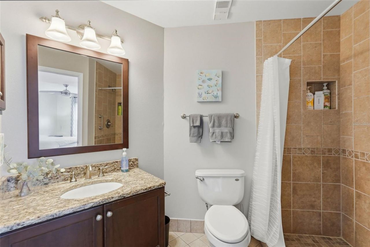 6020 Bahia Del Mar Circle, Unit 226, Saint Petersburg, FL 33715 Photo