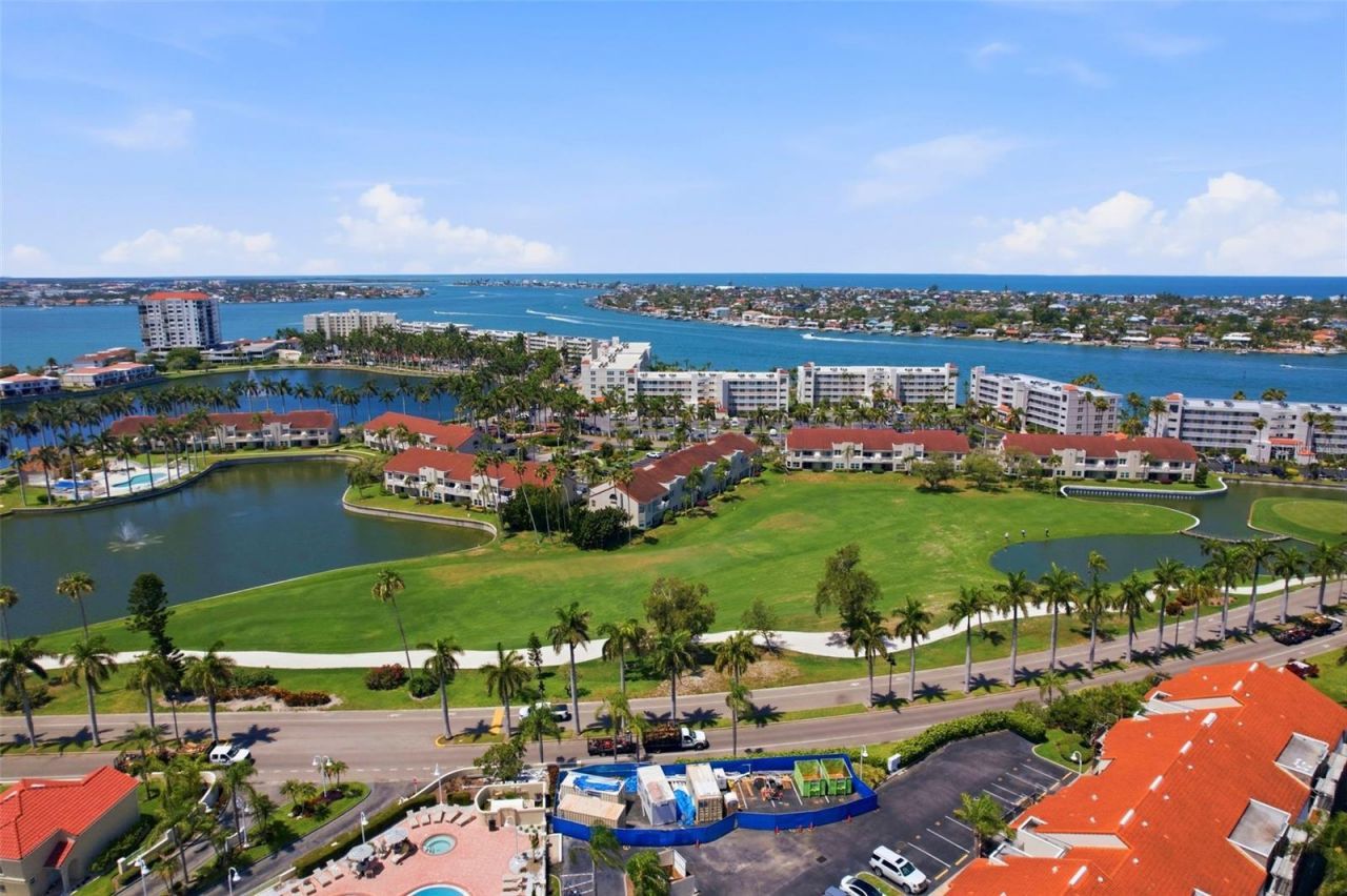 6020 Bahia Del Mar Circle, Unit 226, Saint Petersburg, FL 33715 Photo