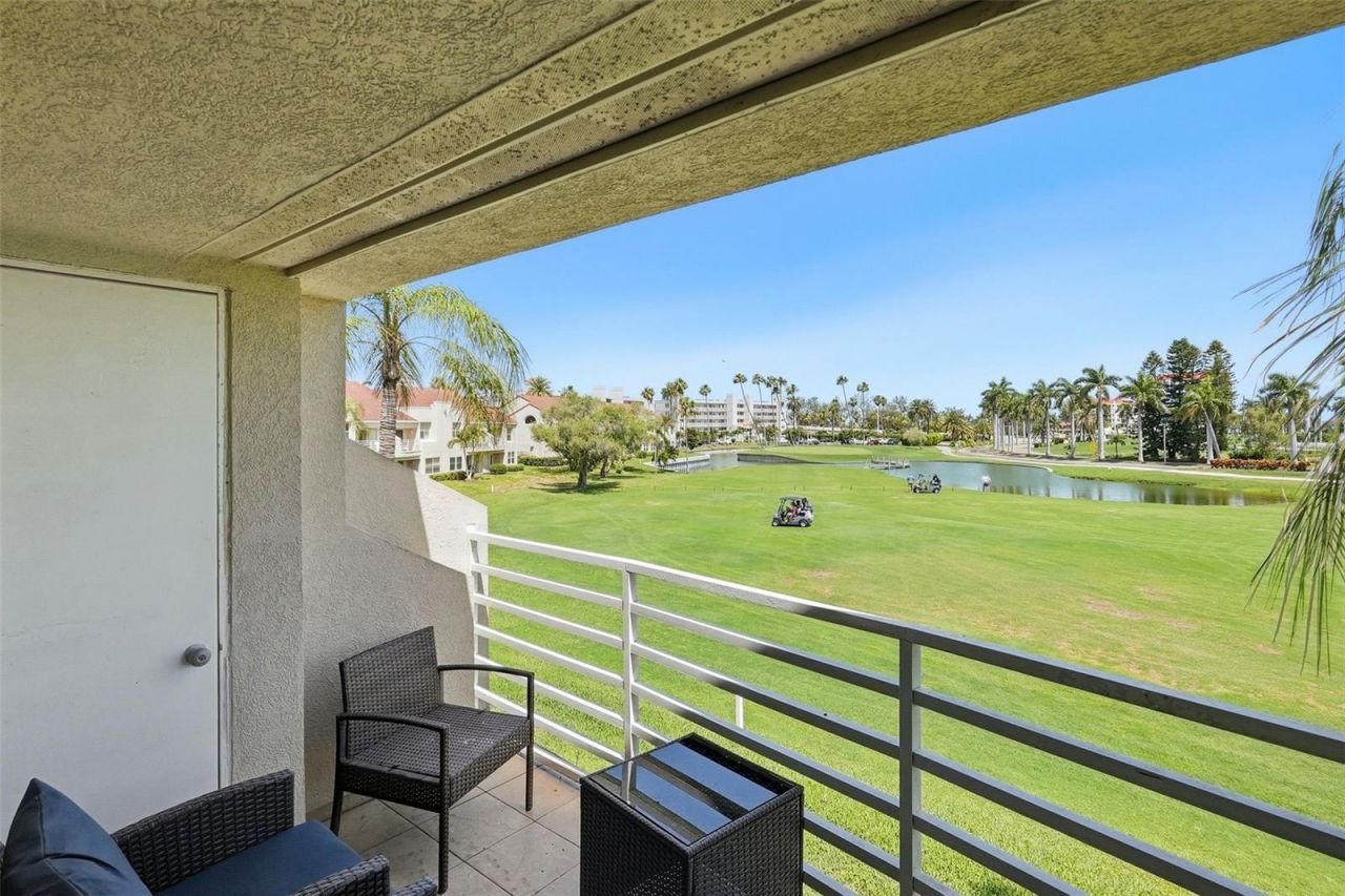 6020 Bahia Del Mar Circle, Unit 226, Saint Petersburg, FL 33715 Photo