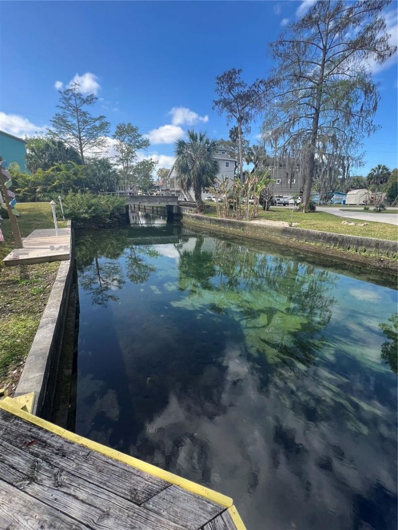 7222 Tropical Drive , Weeki Wachee, FL 34607 Photo