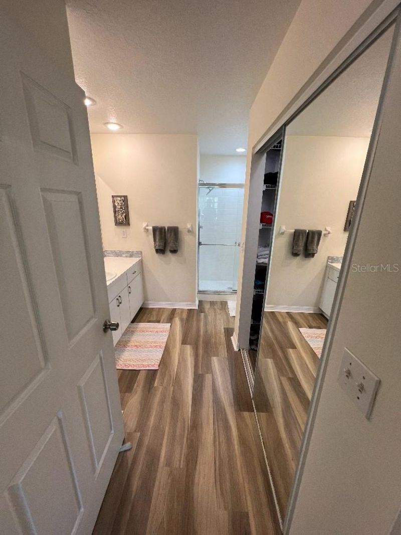 9485 Hamlin Boulevard, Unit 8, Seminole, FL 33776 Photo