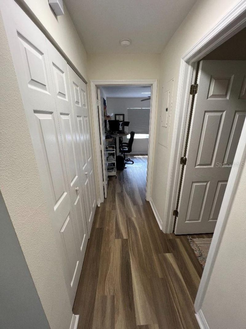 9485 Hamlin Boulevard, Unit 8, Seminole, FL 33776 Photo