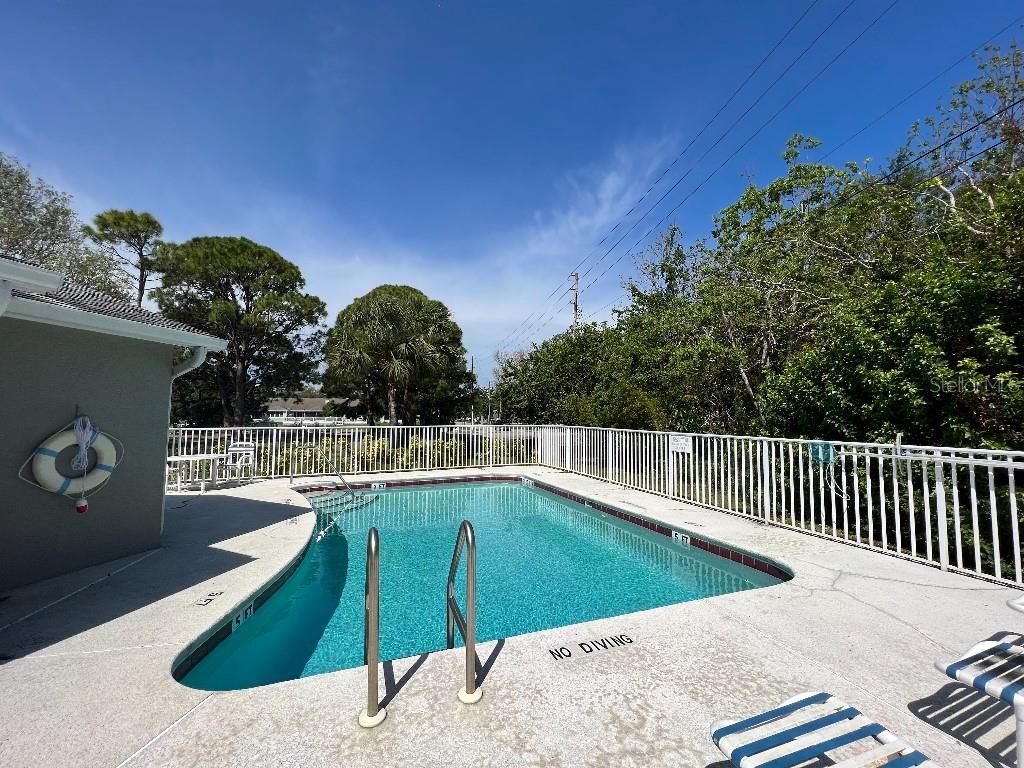 9485 Hamlin Boulevard, Unit 8, Seminole, FL 33776 Photo