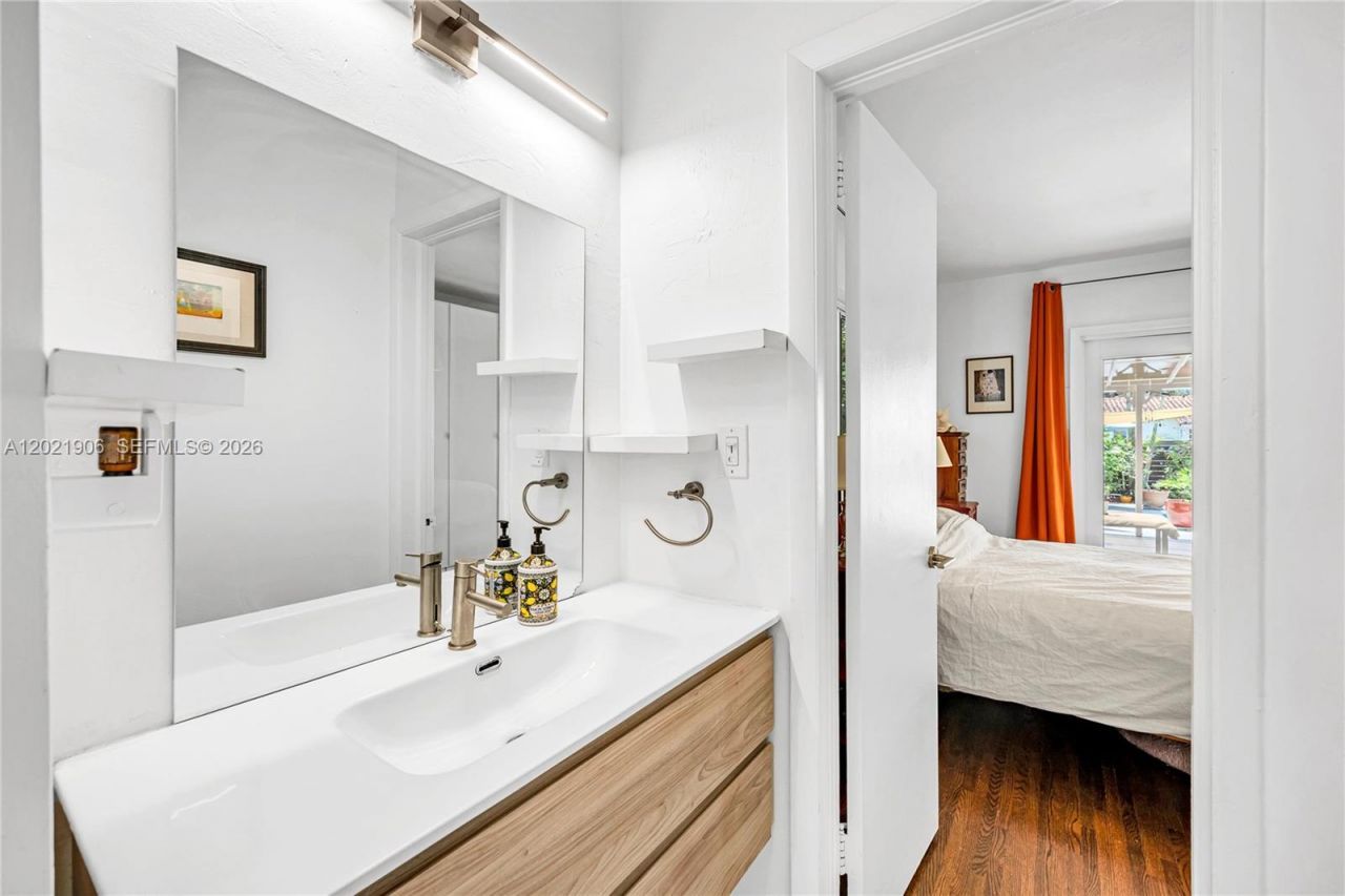 50 NE 110th St , Miami Shores, FL 33161 Photo
