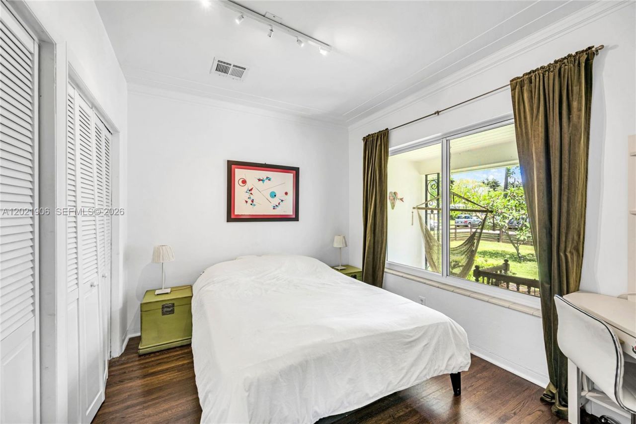 50 NE 110th St , Miami Shores, FL 33161 Photo