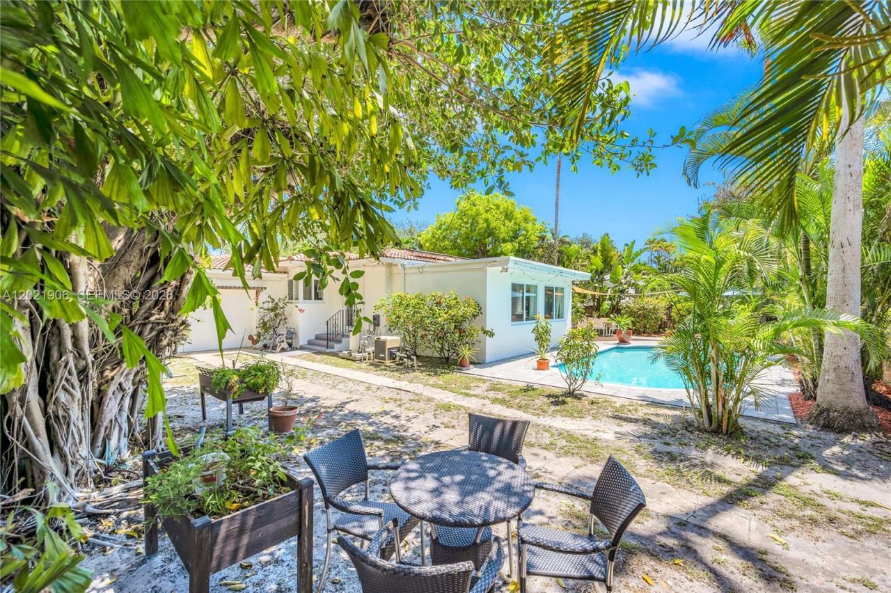 50 NE 110th St , Miami Shores, FL 33161 Photo