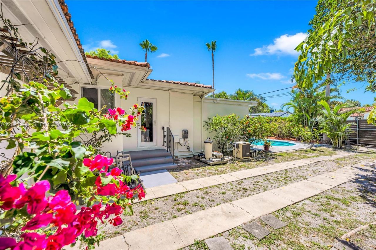 50 NE 110th St , Miami Shores, FL 33161 Photo