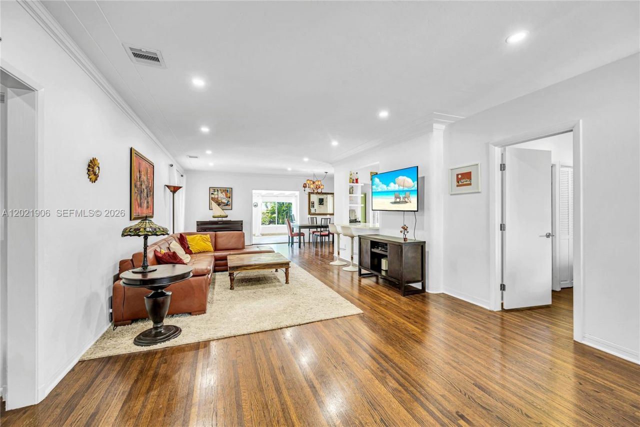50 NE 110th St , Miami Shores, FL 33161 Photo
