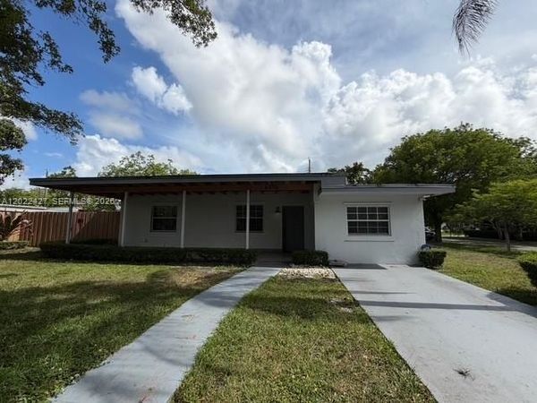 6370 SW 17th St , West Miami, FL 33155