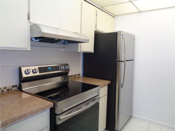 Unit 324, Doral, FL 33166