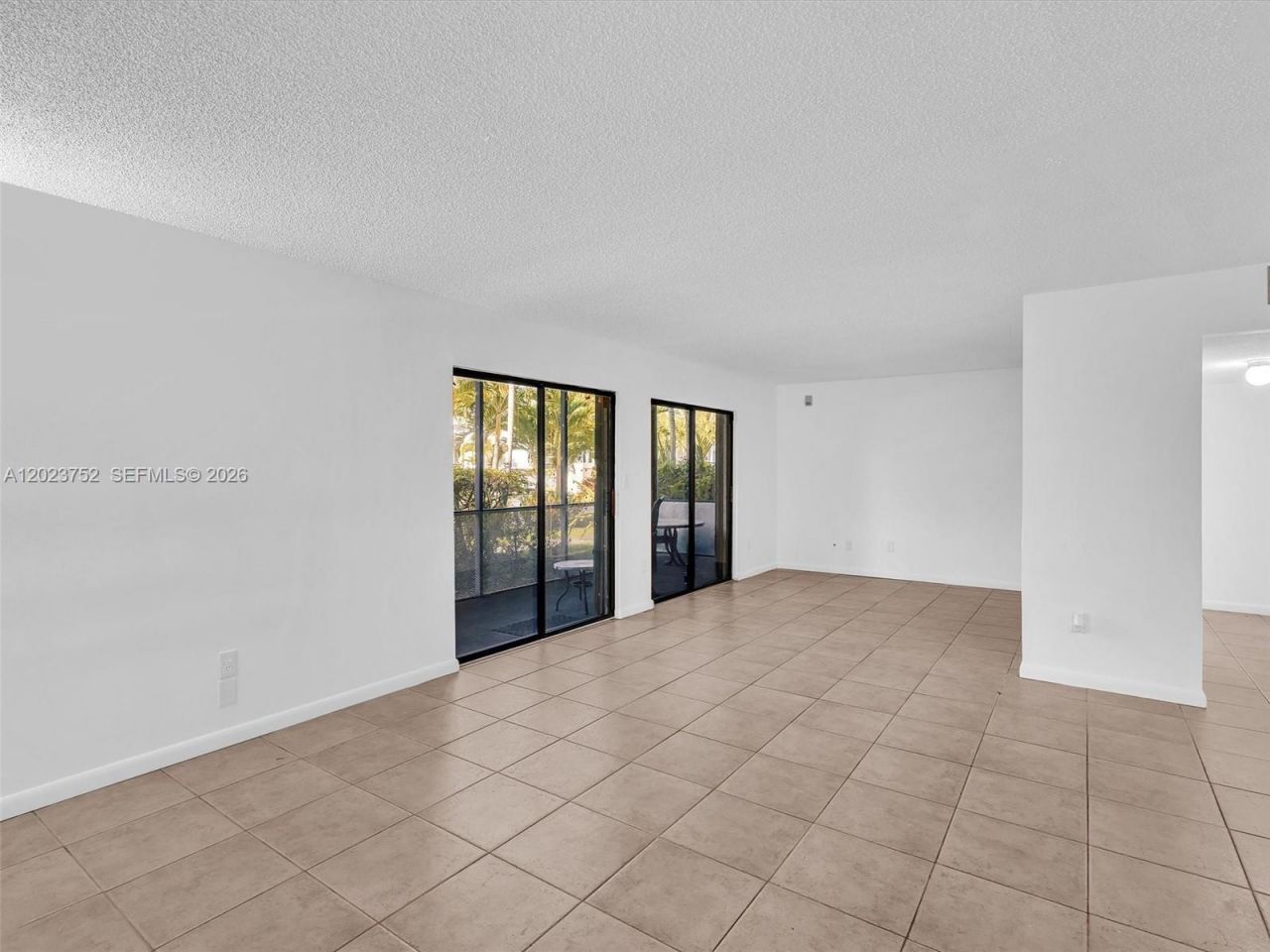 831 NE 199th St, Unit 101-34, Miami, FL 33179 Photo