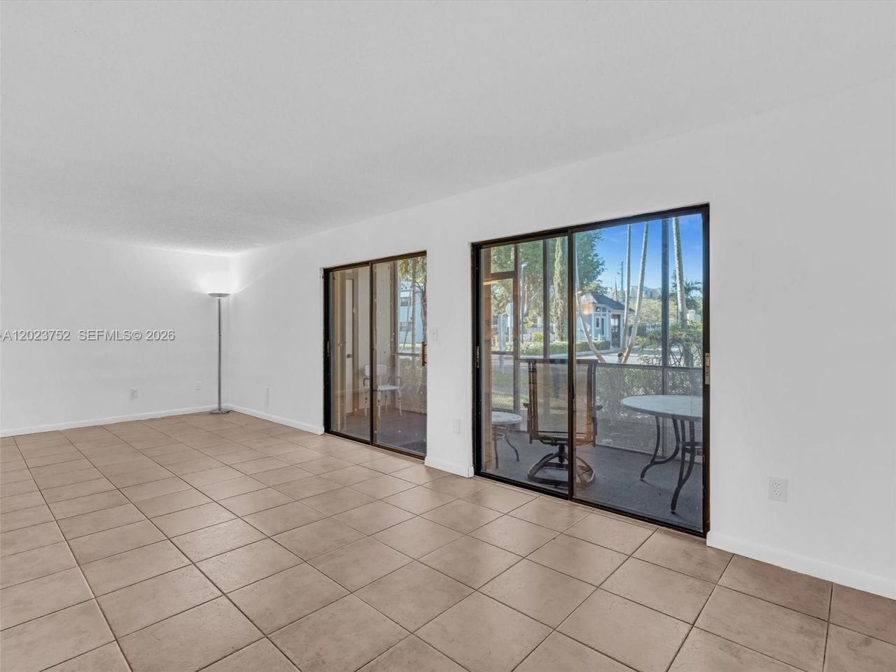 831 NE 199th St, Unit 101-34, Miami, FL 33179 Photo